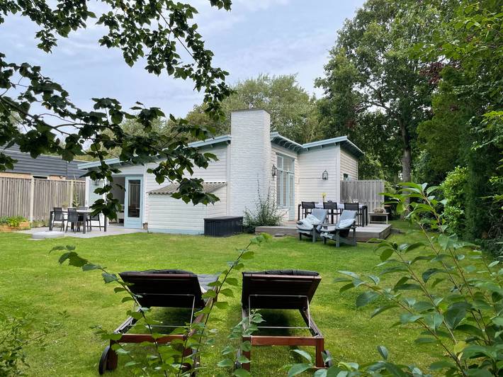Vakantiehuis voor 4 personen, with Balkon/Terras and Terras as well as Tuin in Nieuw-Haamstede