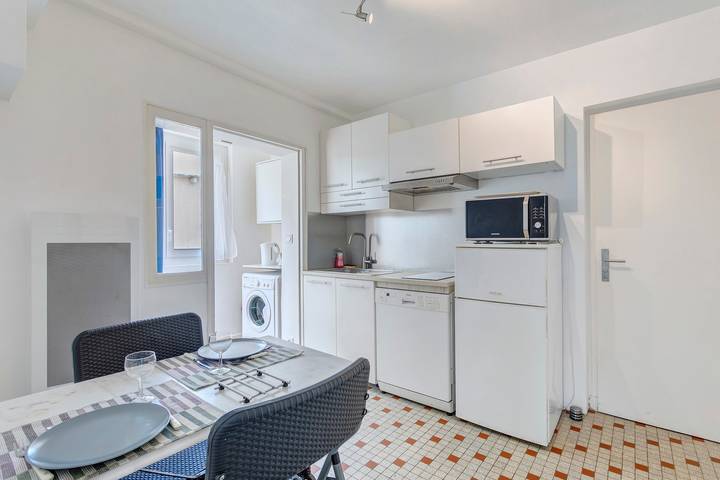 Hel lejlighed, Apartment 'Les Landes' with Shared Terrace, Garden, and Wi-Fi in Saint-Quay-Portrieux, Côte de Goëlo