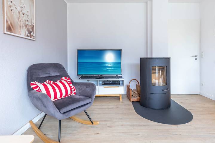 Ferienhaus für 9 Personen, mit Terrasse und Sauna sowie Garten in Boltenhagen - 3