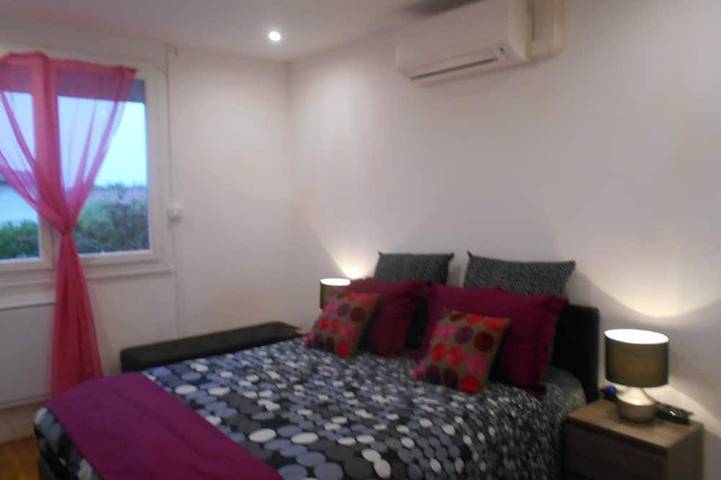 Gîte pour 10 personnes à Meyzieu - 3