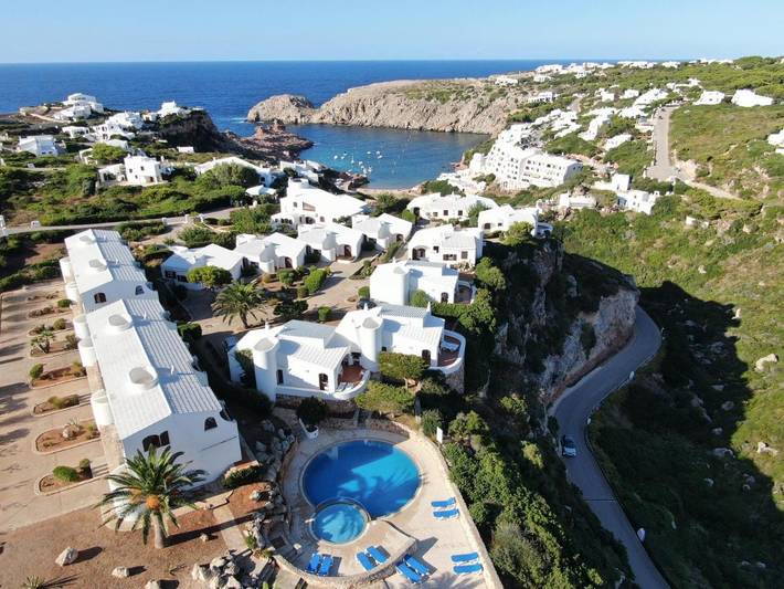 Location de vacances pour 6 personnes, avec piscine et jardin à Cala Morell - 3