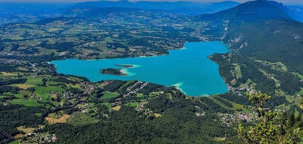 Gîte pour 2 personnes, avec vue et vue sur le lac à Aiguebelette-le-Lac