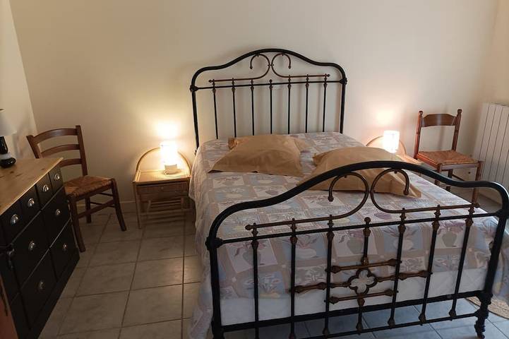 Gîte pour 7 personnes, avec terrasse à Valojoulx - 4