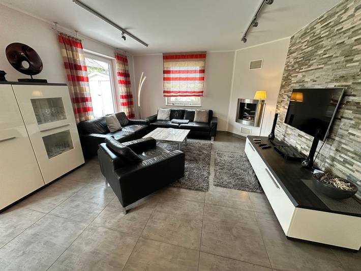 Ferienhaus für 8 Personen, mit Garten und Sauna sowie Pool und Whirlpool, kinderfreundlich in Göhren-Lebbin - 4