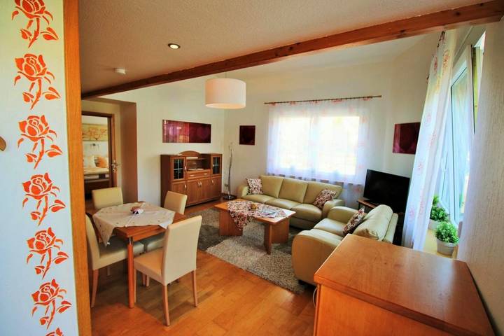 Ferienwohnung für 4 Personen, mit Garten und Ausblick in Zeltingen-Rachtig - 4