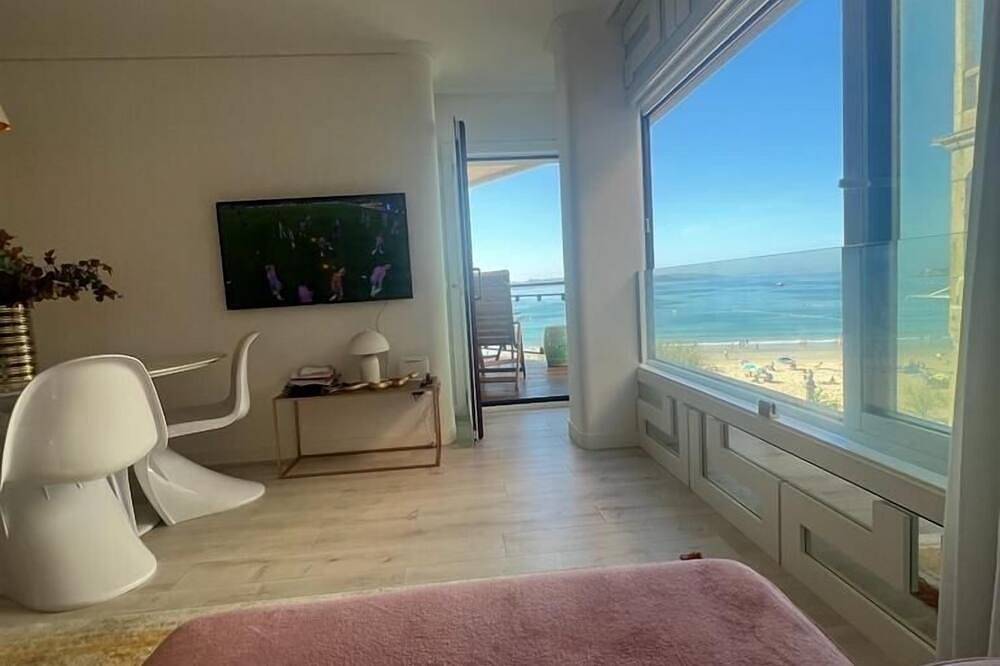 Entire apartment, Piso de Lujo en Primera Línea de Playa en Sanxenxo in Sanxenxo, Rías Baixas