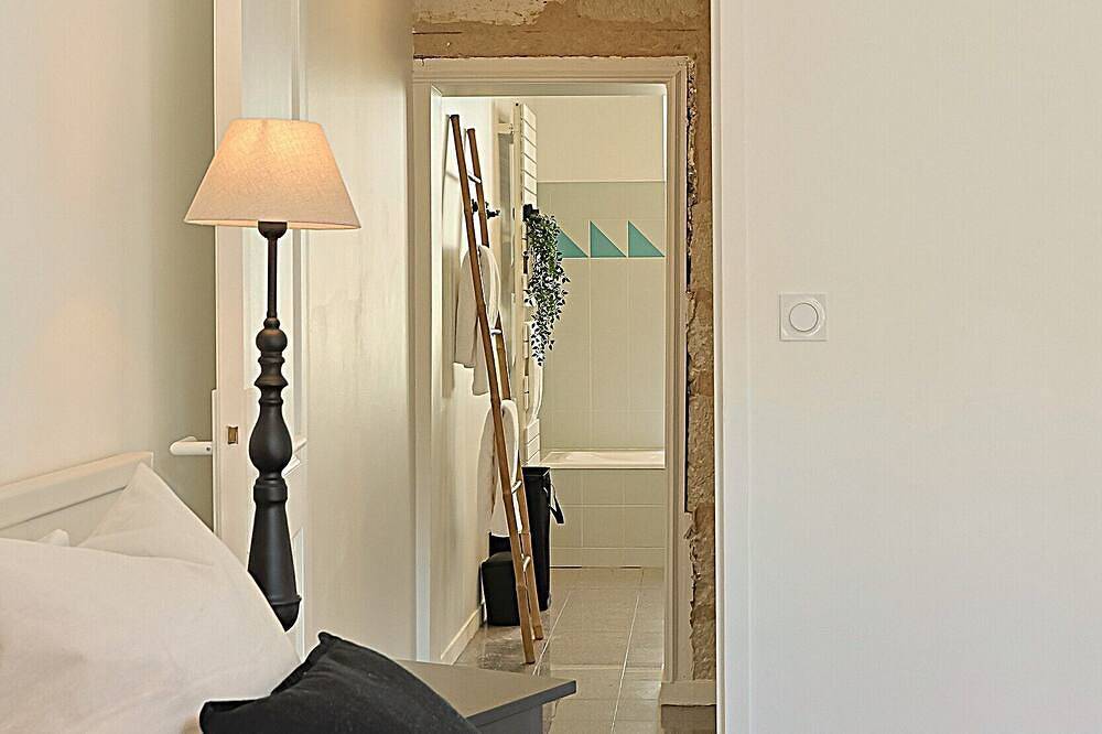 Entire apartment, Duplex du Coderc (6 pers) in Périgueux, Périgord Blanc