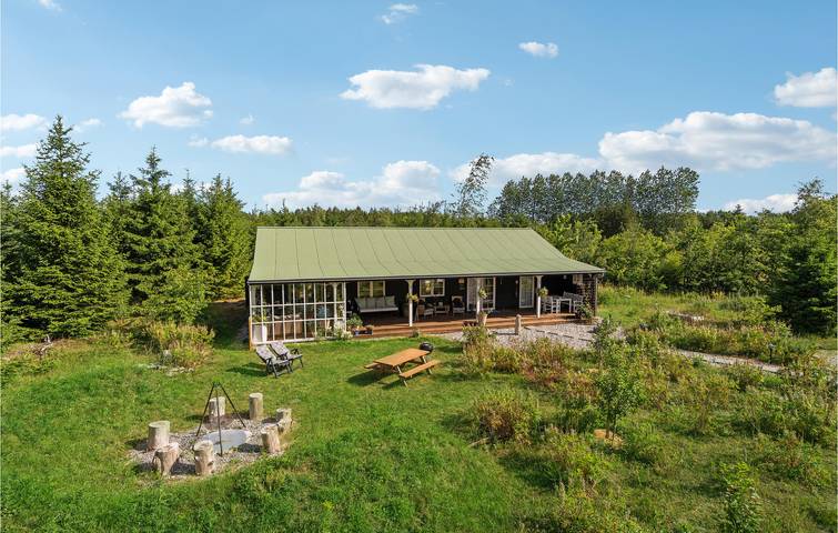 Ferienhaus für 6 Personen, mit Ausblick und Garten sowie Terrasse - 1