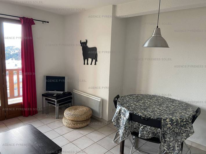 Gîte pour 6 personnes, avec balcon et vue sur le lac, animaux acceptés dans Office De Tourisme Des Angles - 2