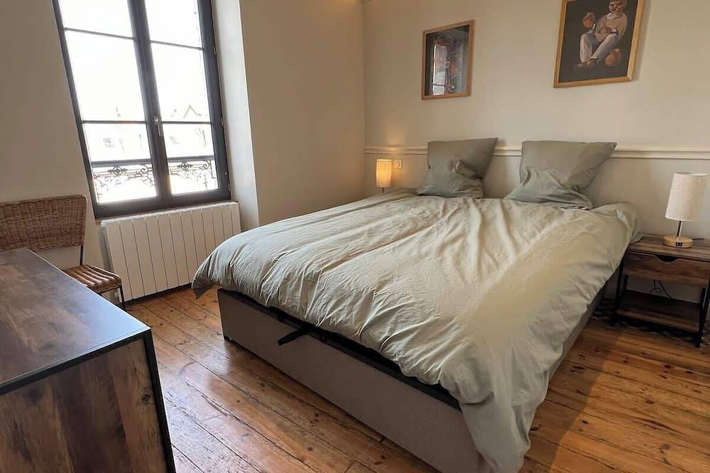 Entire apartment, Martel entre amis, superbe duplex avec sauna in Martel, Massif Central