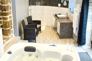 Gîte pour 2 Personnes dans Sévérac-d'Aveyron, Massif central, Photo 4