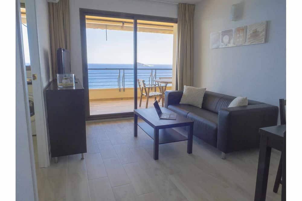 Entire apartment, First line Playa Levante Jazmines 17 in Alcobendas, Madrid Province