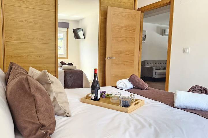 Entire apartment, Adapted For People With Reduced Mobility And Has An Articulated Bed. in Mondariz, Pontevedra Province