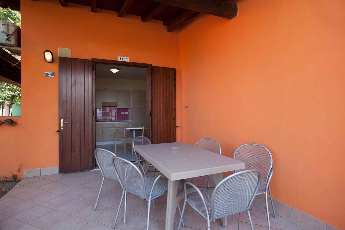 Bungalow with air conditioning and parking  in Colombare, Sirmione