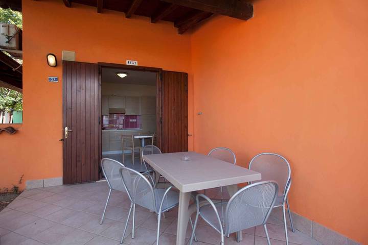 Bungalow für 6 Personen, mit Garten und Balkon in Sirmione - 3