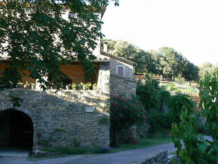 Maison de vacances pour 4 personnes, avec vue et terrasse ainsi que piscine et jardin
