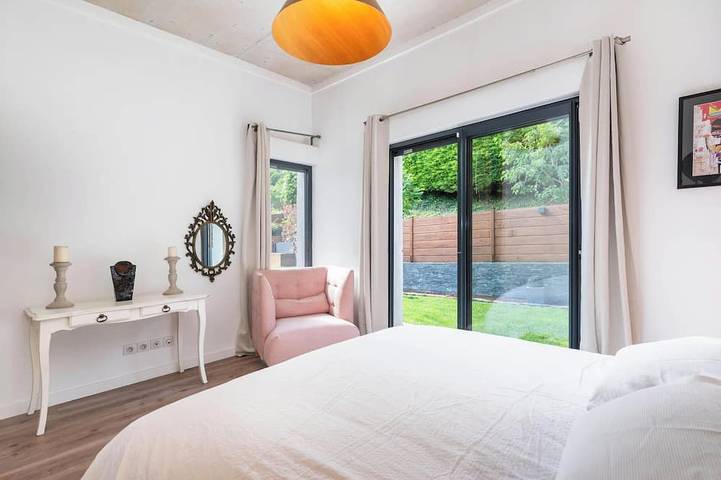 Location de vacances pour 6 personnes, avec jardin à Saint-Romain-au-Mont-d'Or - 3