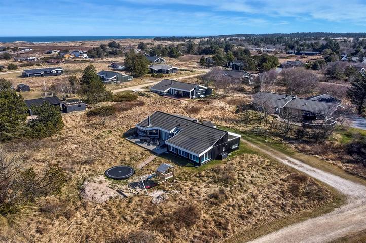 Ferienhaus für 10 Personen, mit Sauna und Terrasse sowie Whirlpool, mit Haustier in Tversted