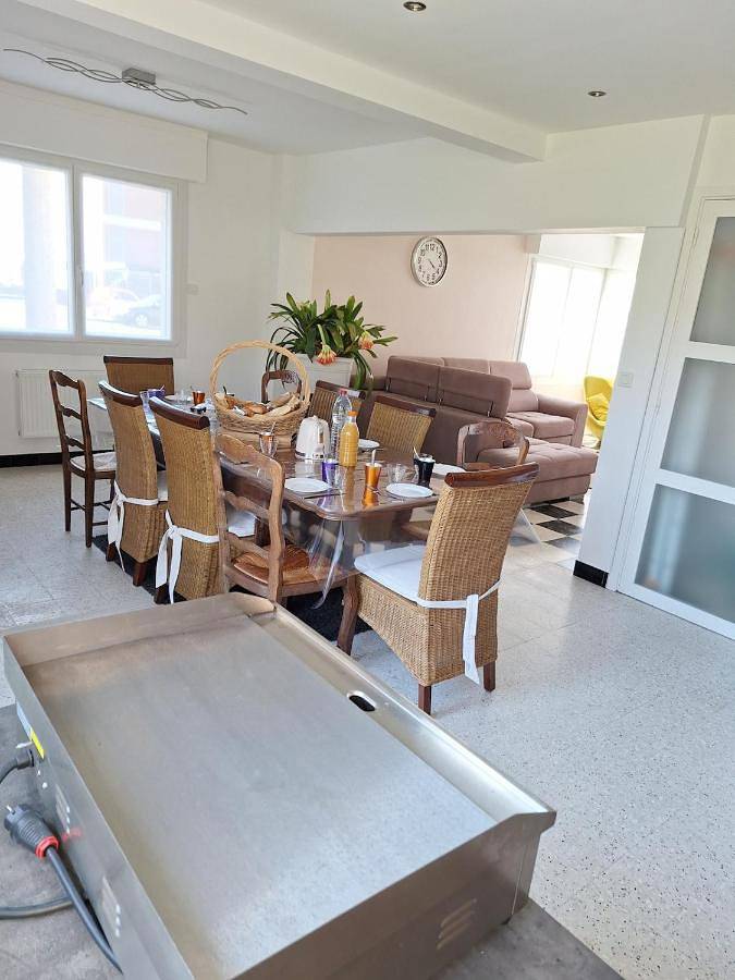 Location de vacances pour 12 personnes, avec jardin, animaux acceptés à Saint-Omer - 2