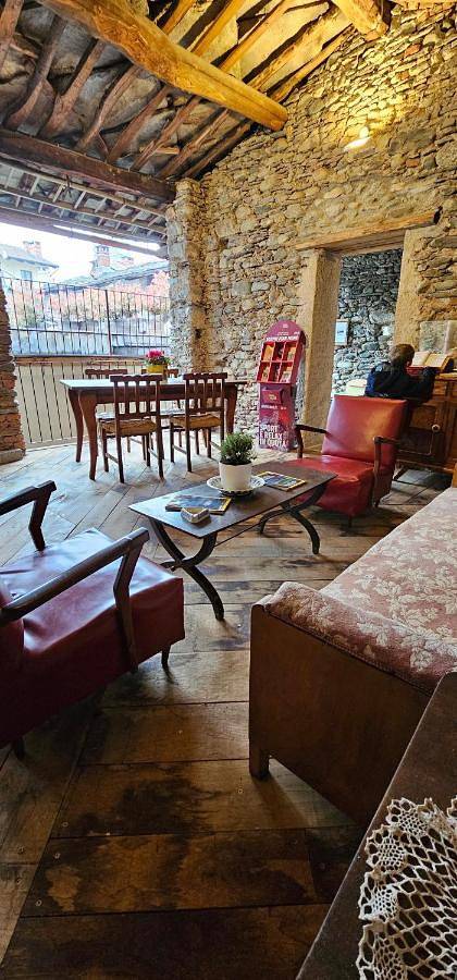 Gîte pour 3 personnes, avec vue et terrasse, animaux acceptés à Paesana - 3