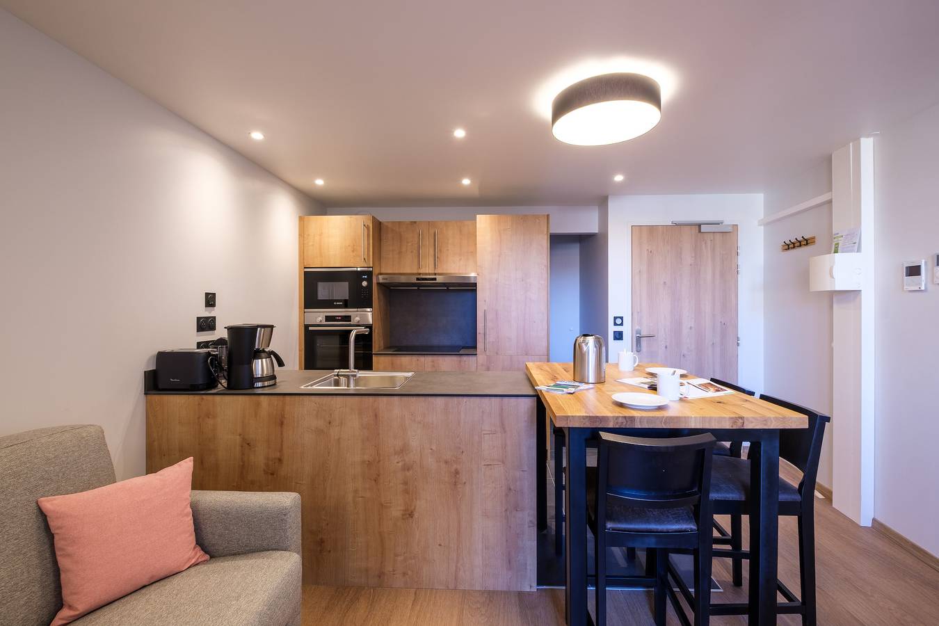 Apartamento entero, Résidence Le 16 in Lons-le-Saunier, Jura