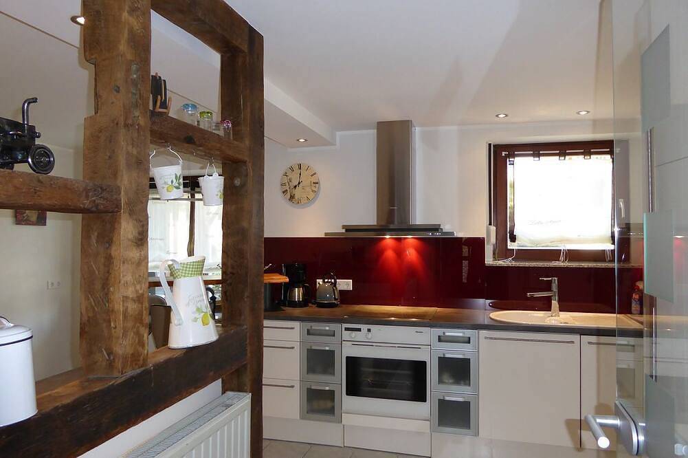 Ganze Wohnung, Ferienwohnung in Traumlage, 92m², Terrasse, Garten, Top-Ausstattung in Halver, Märkischer Kreis