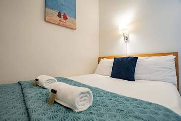 Apartment for 4 People in Eyre Square, Galway, Photo 4