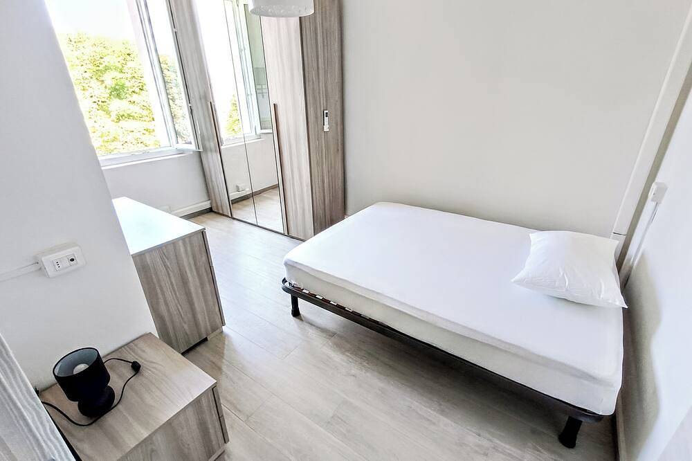 Apartamento entero, New 2-bedroom apartment between Modena and Maranello (Ferrari) in Módena, Provincia de Módena