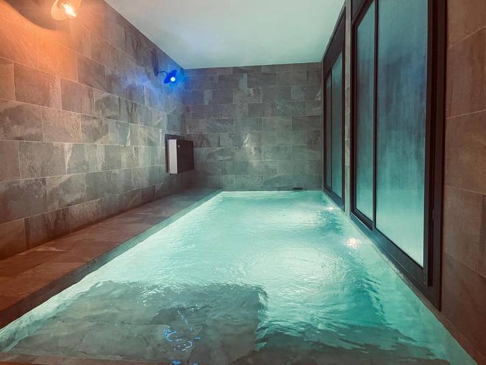 Appartement de vacances pour 3 personnes, avec jardin et piscine