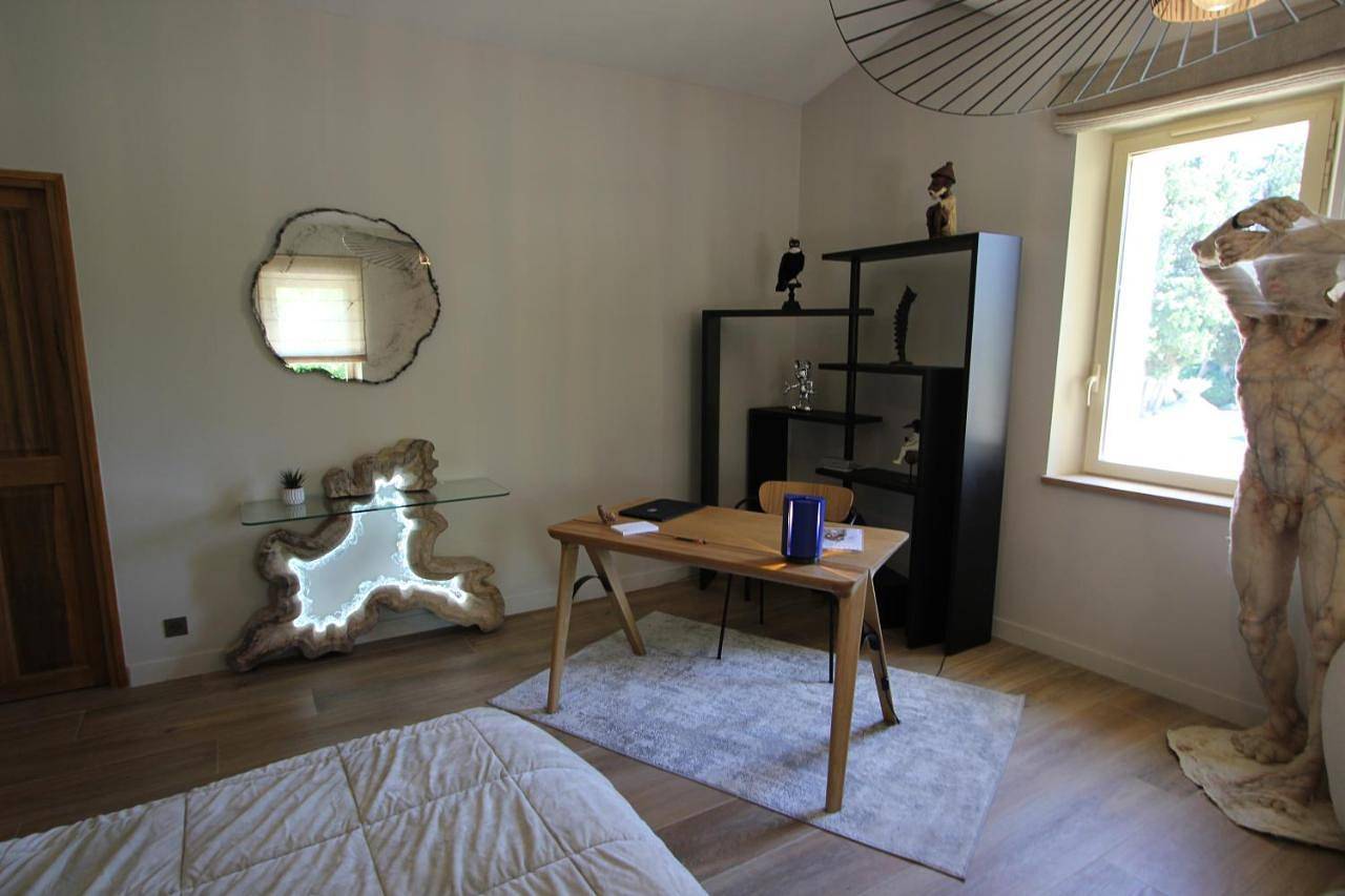 Deluxe Double Room in Graveson, Région d'Arles