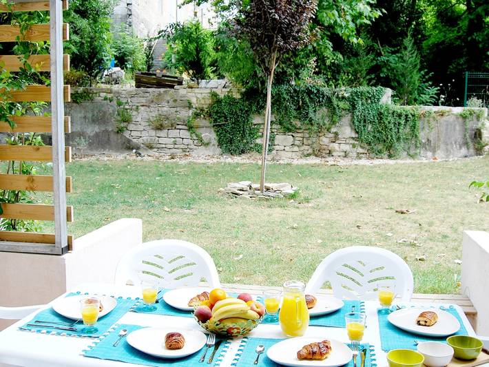 Appartement entier, Studio confortable à Barjac in Barjac, Région d'Alès
