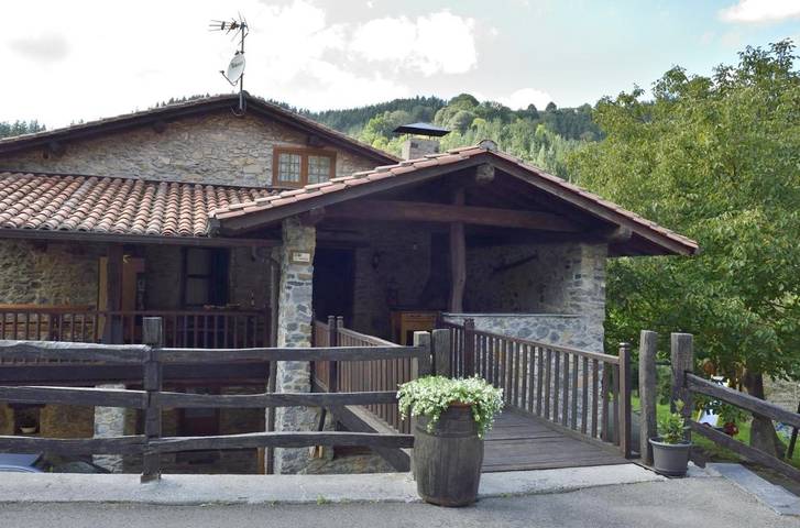 Casa de huéspuedes para 3 personas, con Terraza y Jardín en Guipúzcoa - 4