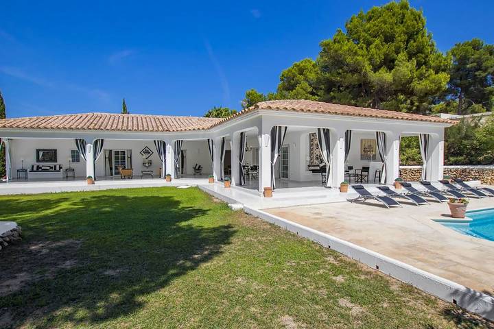 Location de vacances pour 9 personnes, avec jardin à Son Parc - 4