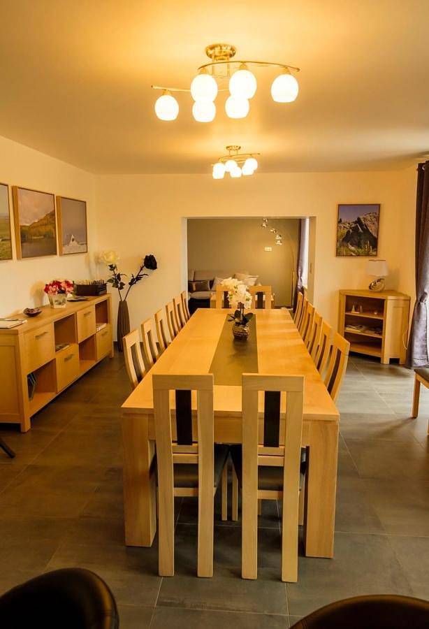 Location de vacances pour 21 personnes, avec Balcon et Terrasse à Espalion - 2