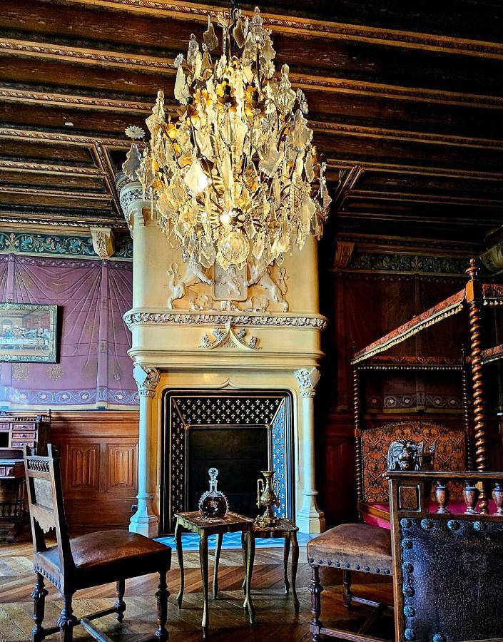 Château Louis Xi en Beaujolais in Beaujeu, Beaujolais