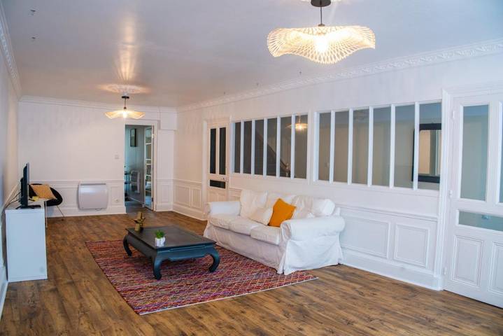 Gîte pour 4 personnes, avec jardin et terrasse à Magné - 3