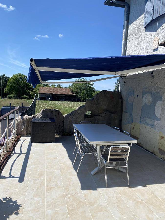 Location de vacances pour 6 personnes, avec jardin à Bretenoux - 3