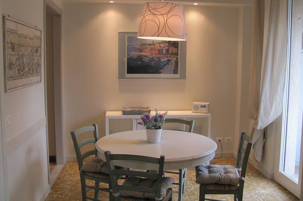 Appartement entier, Point de départ idéal pour visiter Portofino, Ligurie, Gênes, Cinque Terre in Rapallo (Ville), Région de Rapallo