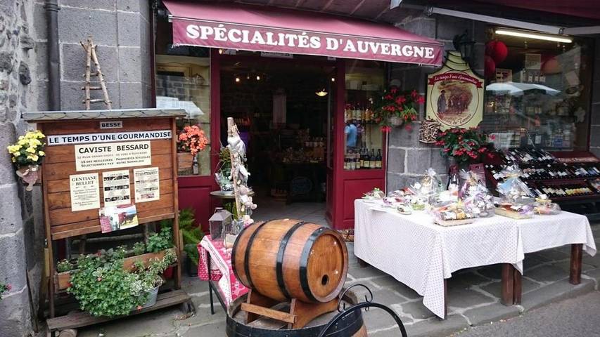 Location de vacances pour 2 personnes, avec jardin et terrasse dans Office De Tourisme De Murolo - 3