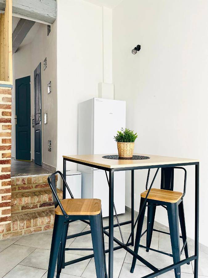 Appartement entier, One-Bedroom Apartment in Douai, Département Nord