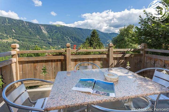 Gîte pour 4 personnes, avec balcon/terrasse et terrasse à Ugine - 3