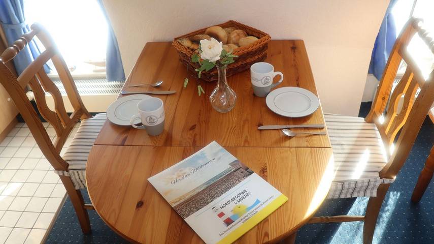 Ferienwohnung für 2 Personen, mit Ausblick in Neuharlingersiel - 3