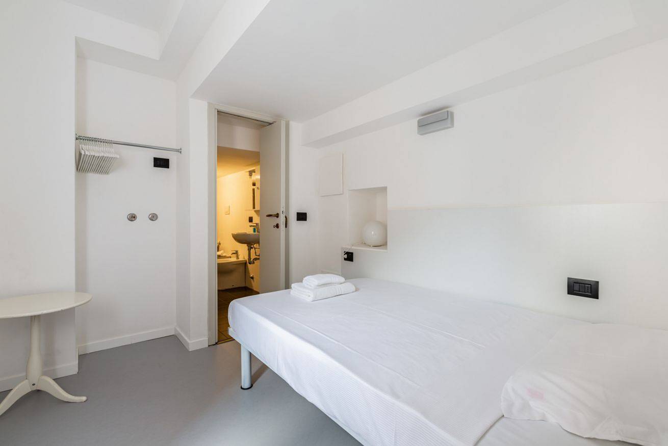 Appartement entier, Apt facing quiet internal courtyard in Milan Center in Milan, Province de Milan