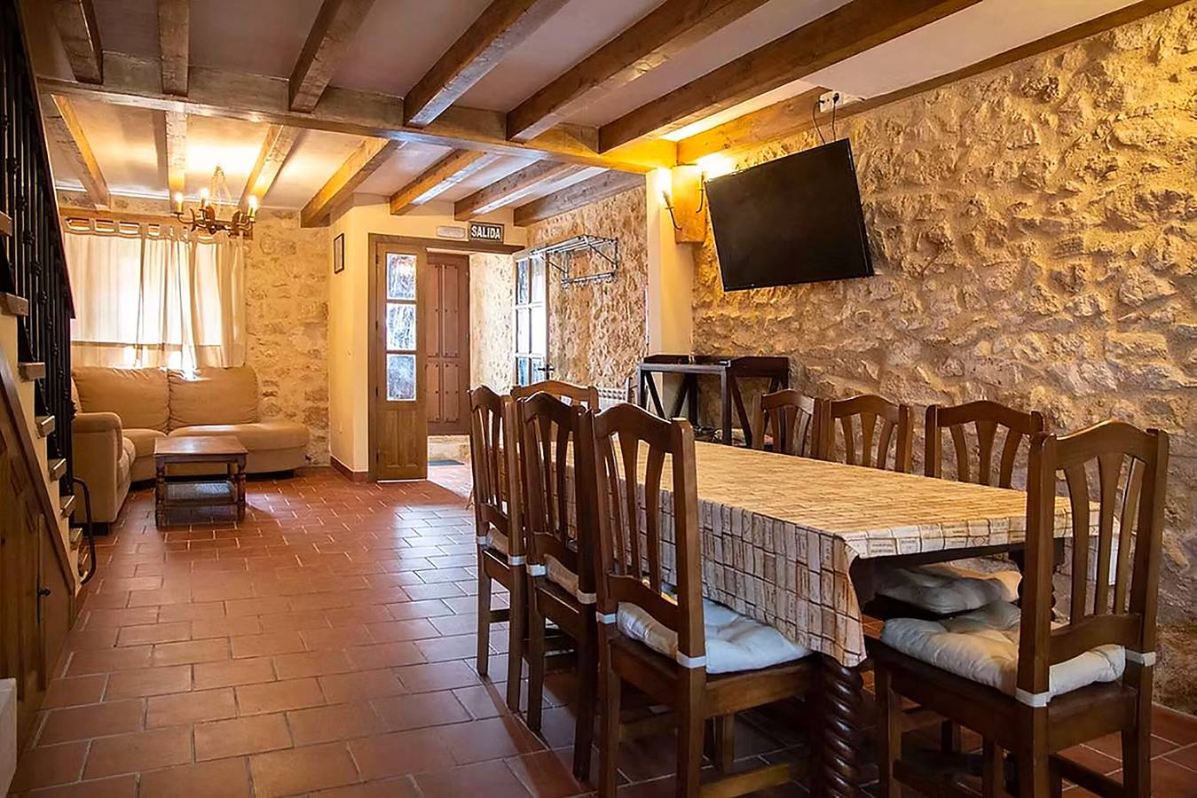 Landhaus 'La Marcela' mit Bergblick, privater Terrasse und Wlan in Peñalba de San Esteban, San Esteban de Gormaz