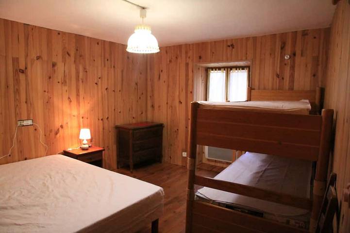 Gîte pour 8 personnes, avec balcon à Montmin - 4