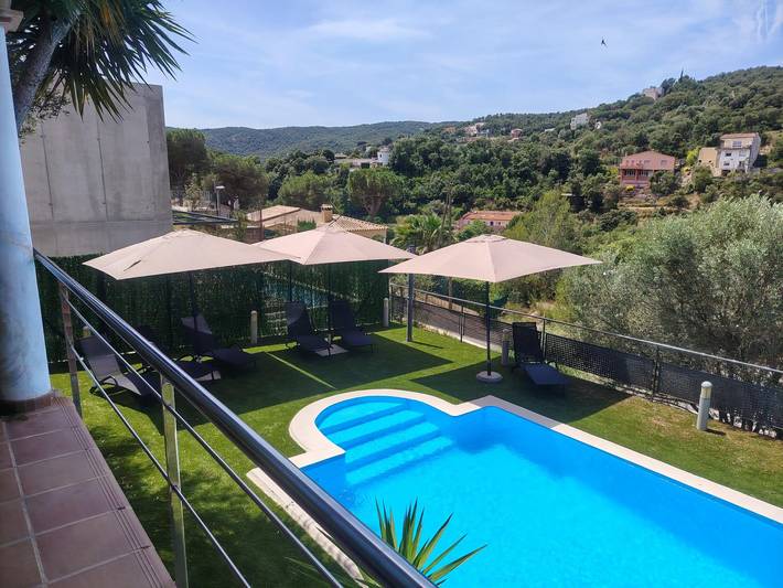 Casa rural para 9 personas, con jardín y terraza en Cruilles
