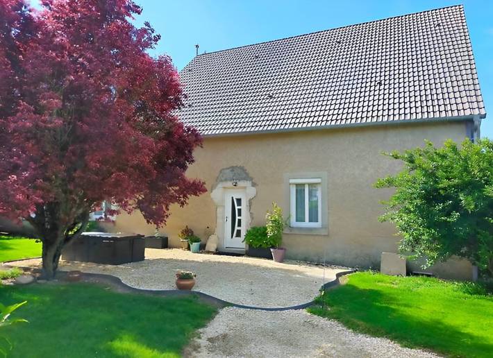 Gîte pour 6 personnes, avec terrasse et jardin dans Berry (France) - 2
