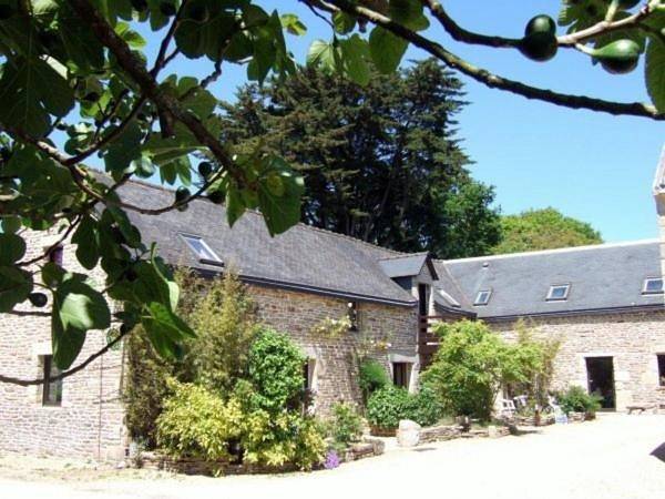 Chambre d’hôte pour 3 personnes, avec Terrasse et Jardin à Elliant