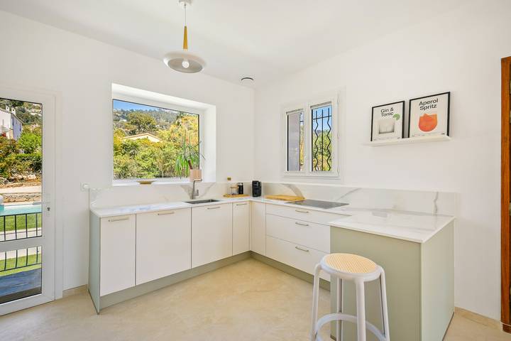 Location de vacances pour 6 personnes dans Plage Font Brun Carqueiranne - 3