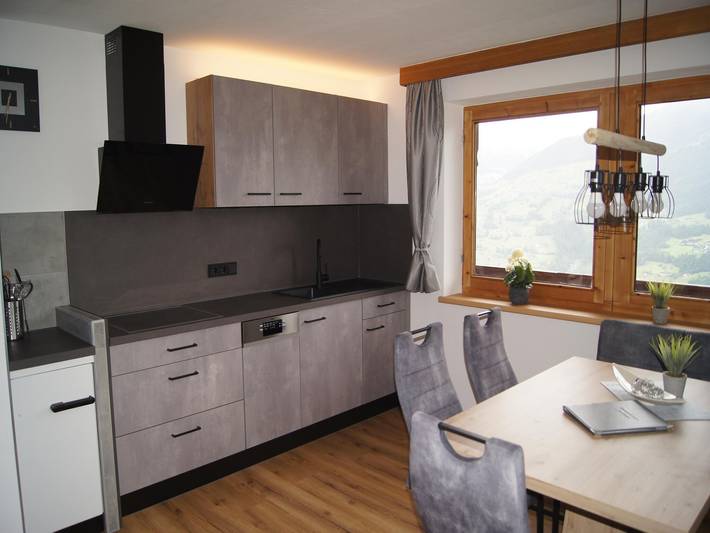 Ferienwohnung für 6 Personen, mit Balkon, kinderfreundlich im Zillertal - 3